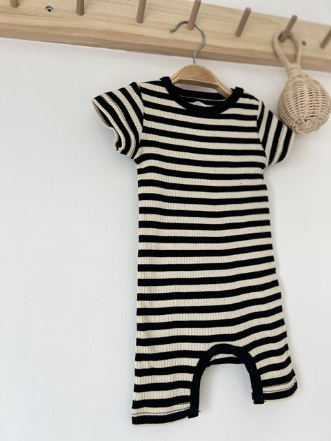 Siyah Krem Çizgili Fitilli Organik Modal Romper  %100 Pamuk