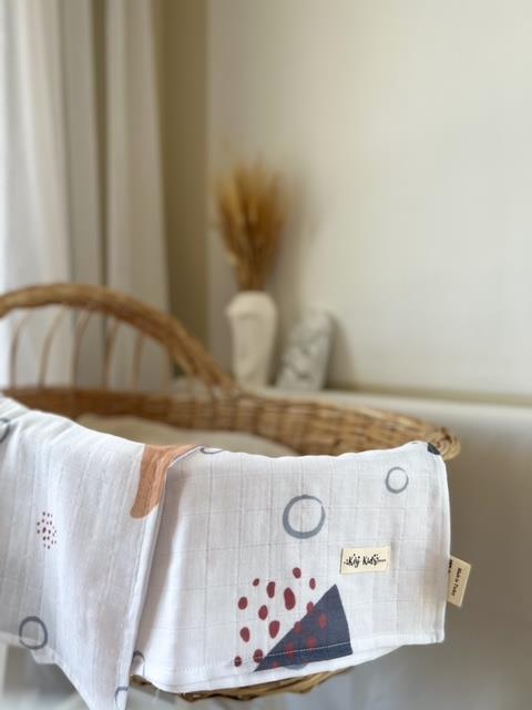 Soyut Ay Desen 120*120cm Organik Çok Amaçlı Müslin Örtü