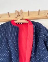 12–24 Ay Lacivert Puantiyeli Pamuklu Bacaklı Uyku Tulumu – Rahat Hareket, Sıcacık Uyku (12-24 Ay)