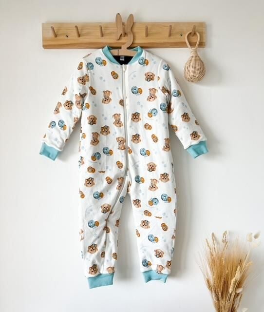 5- 6 Yaş Mavi Beyaz Köpek Pamuklu 2.5 TOG Kışlık Bacaklı Uyku Tulumu – Nefes Alan Kumaş